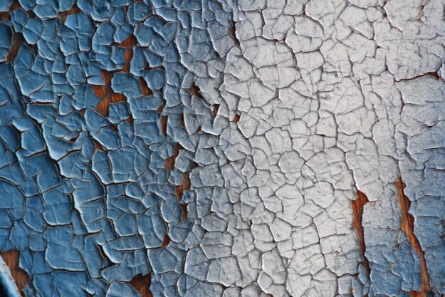 mc_quattro-peeling-paint-6966839_1280